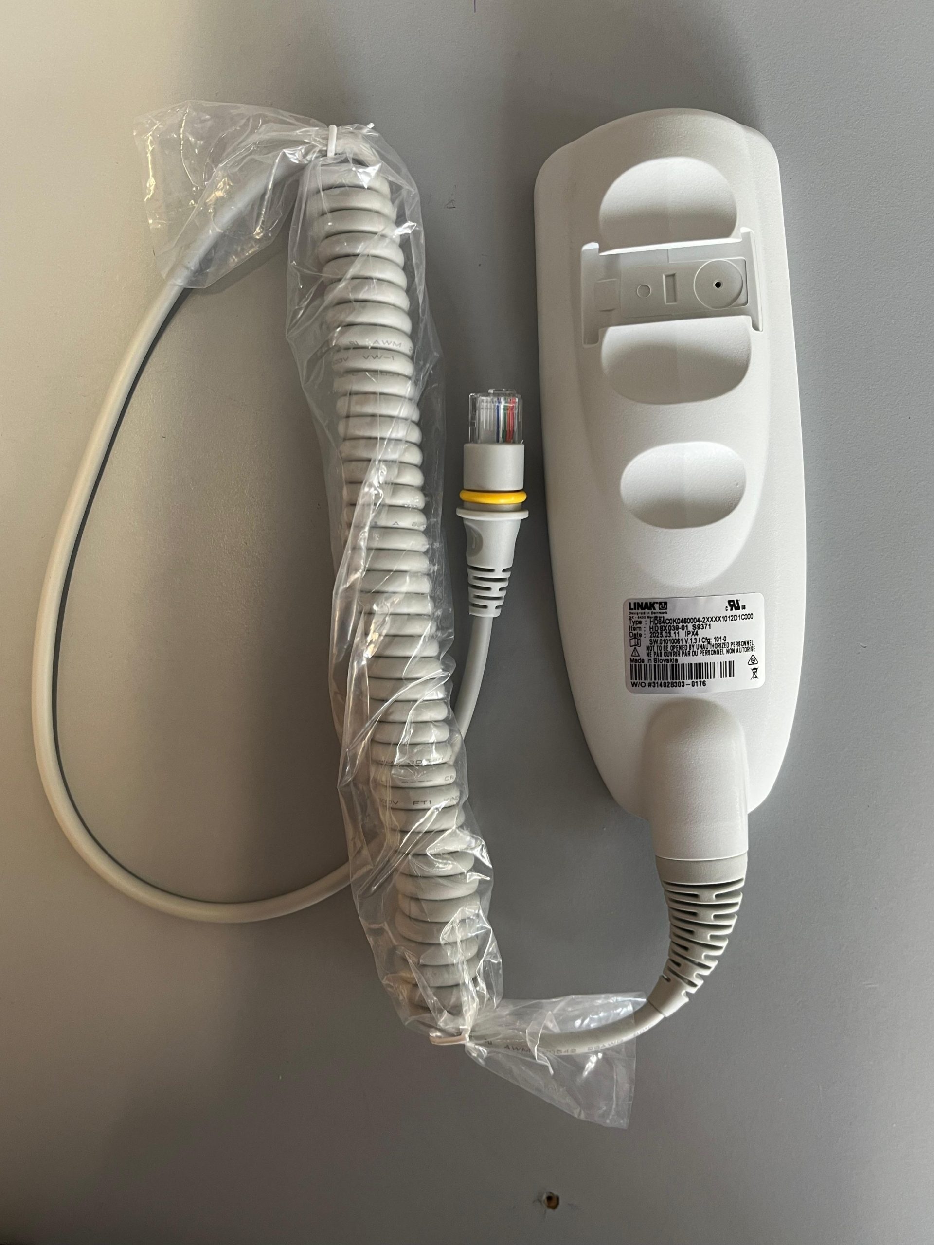 REF: S9371 MANDO PACIENTE, CAMA ARJO ENTERPRISE 5000 CONECTOR RJ45 10P 6 PULSADORES - Imagen 3