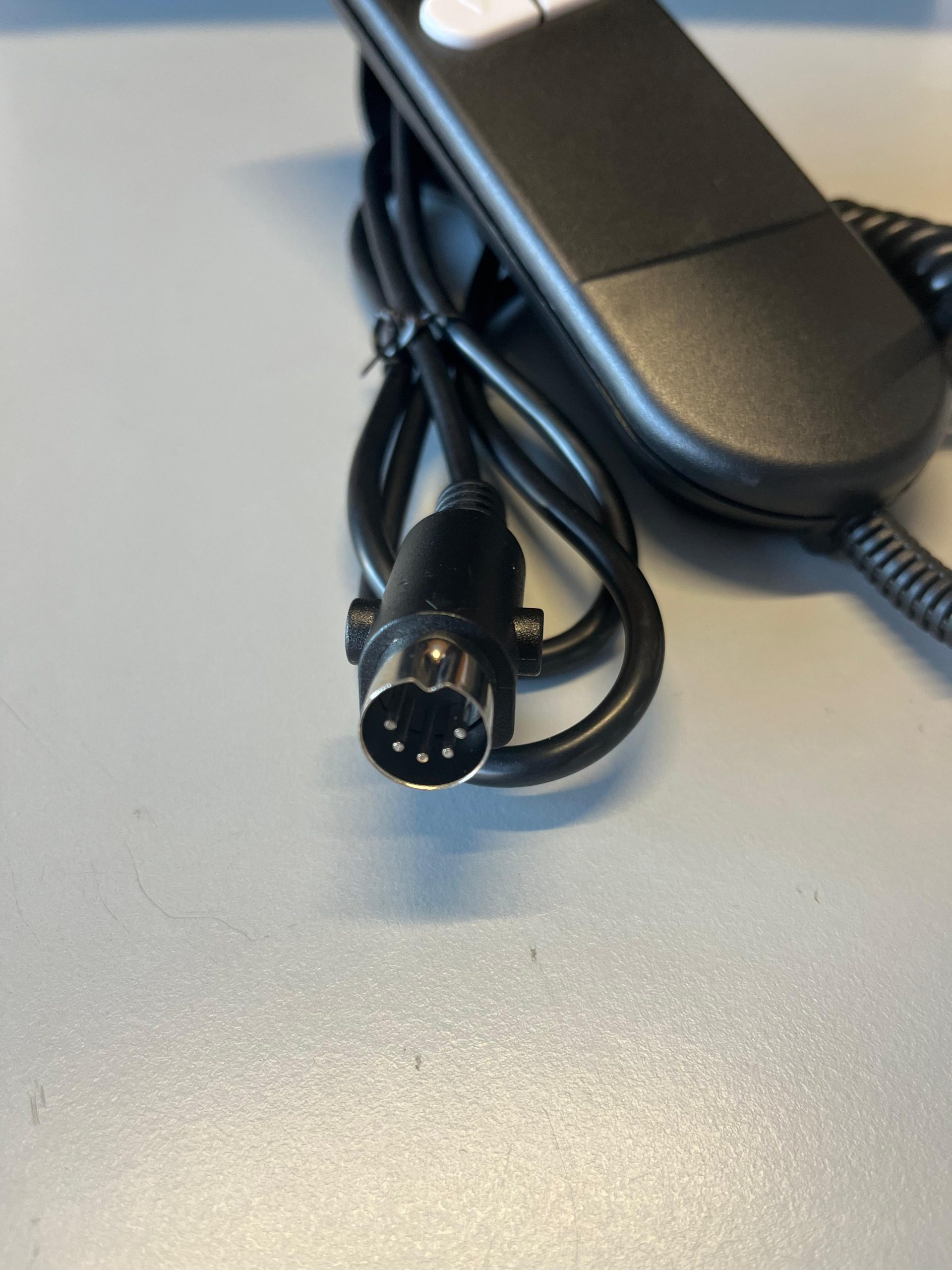 REF: Q01 -MANDO PARA GRUA QUICK RAISER I, 2 PULS- 5 DINS - Imagen 4